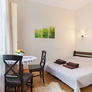 https://apartments-white-house.hotelslviv.net